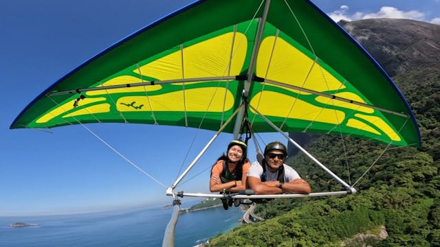 VOO DE ASA DELTA NO RIO- (Pedra Bonita)